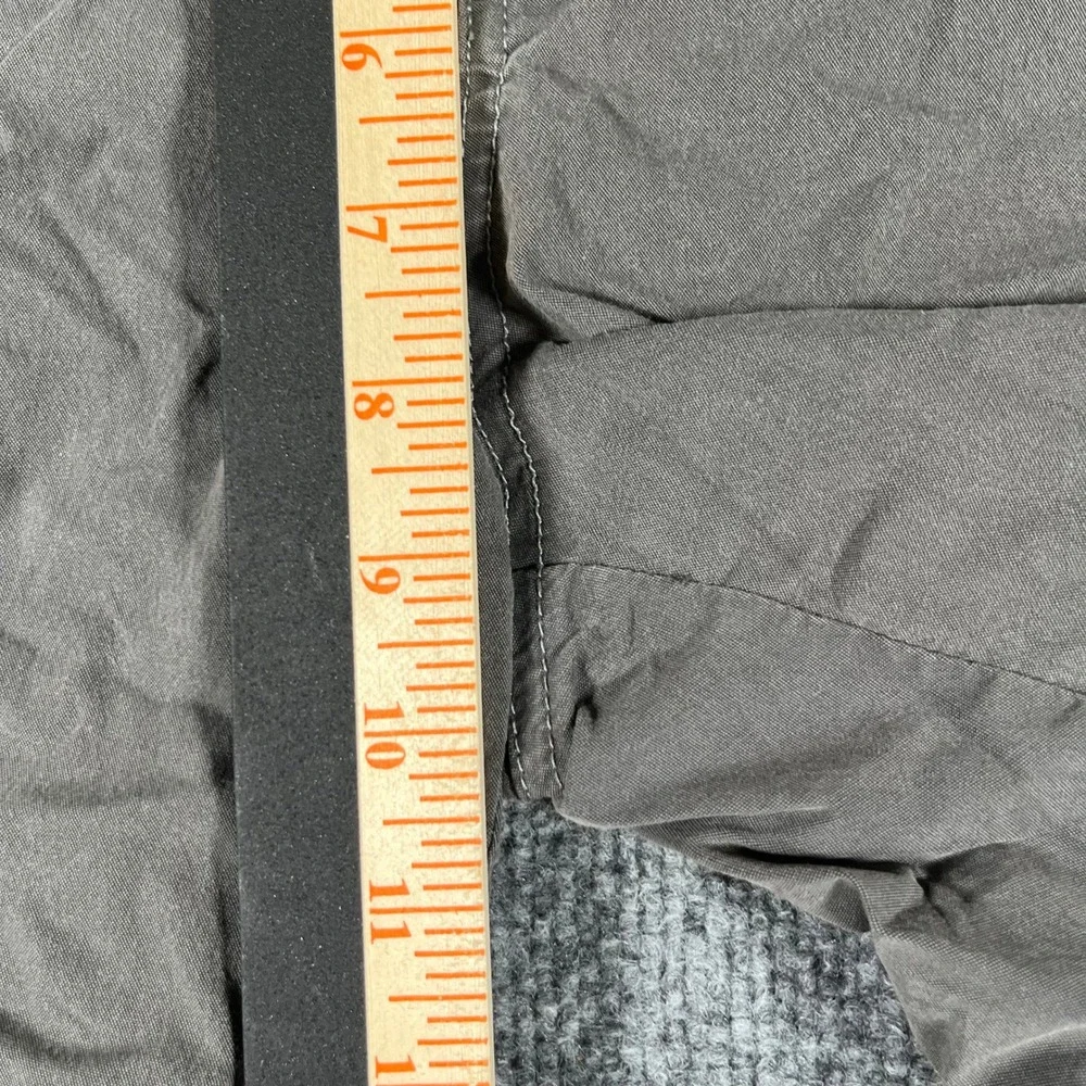 Kuhl Shorts Womens Size 8 Gray Cotton Blend Cargo Hiking Outdoor Utility
